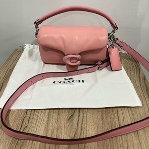 🌸 Authentic Pink Coach Pillow Tabby 18 🌸